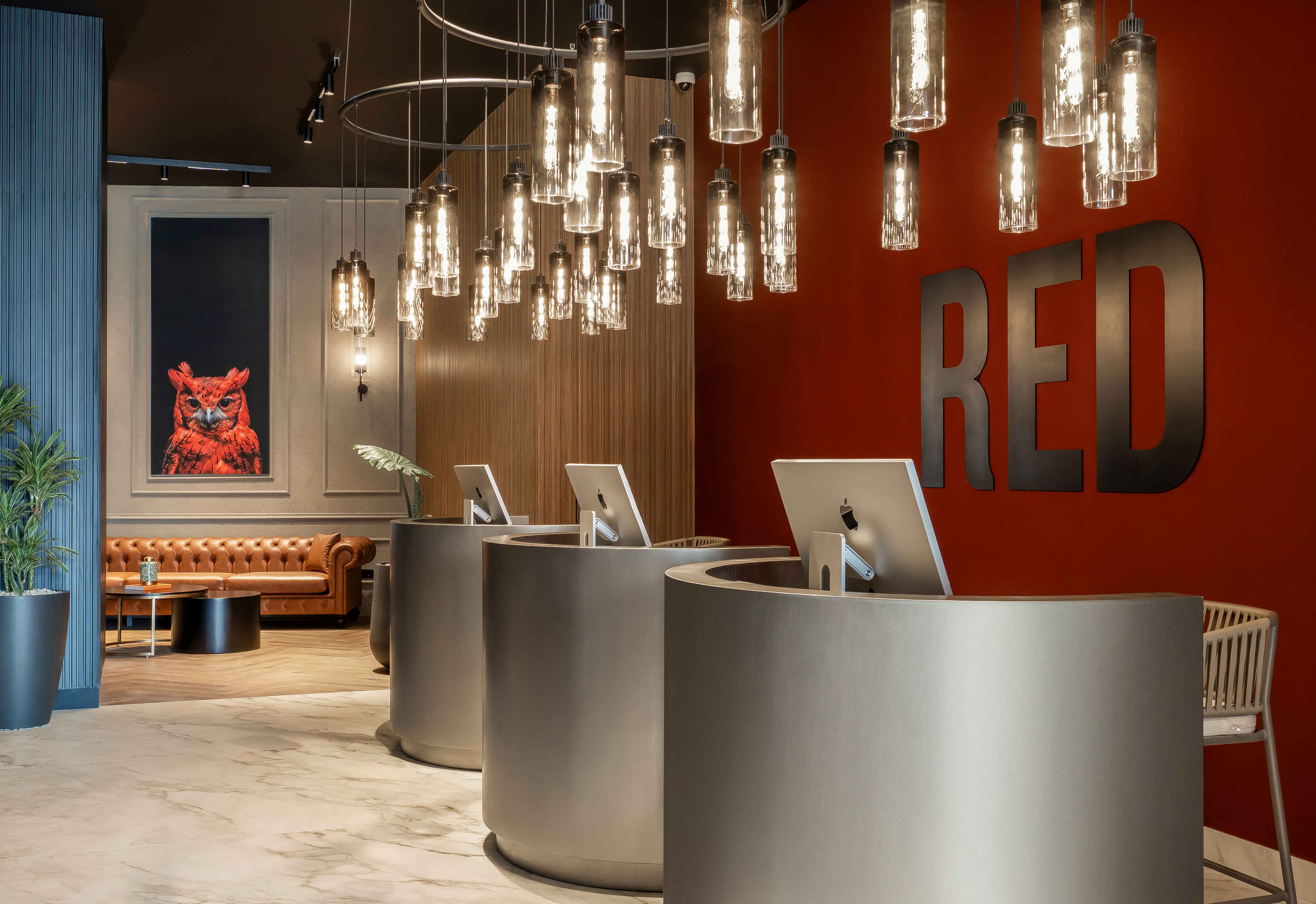 Radisson RED İzmir reception